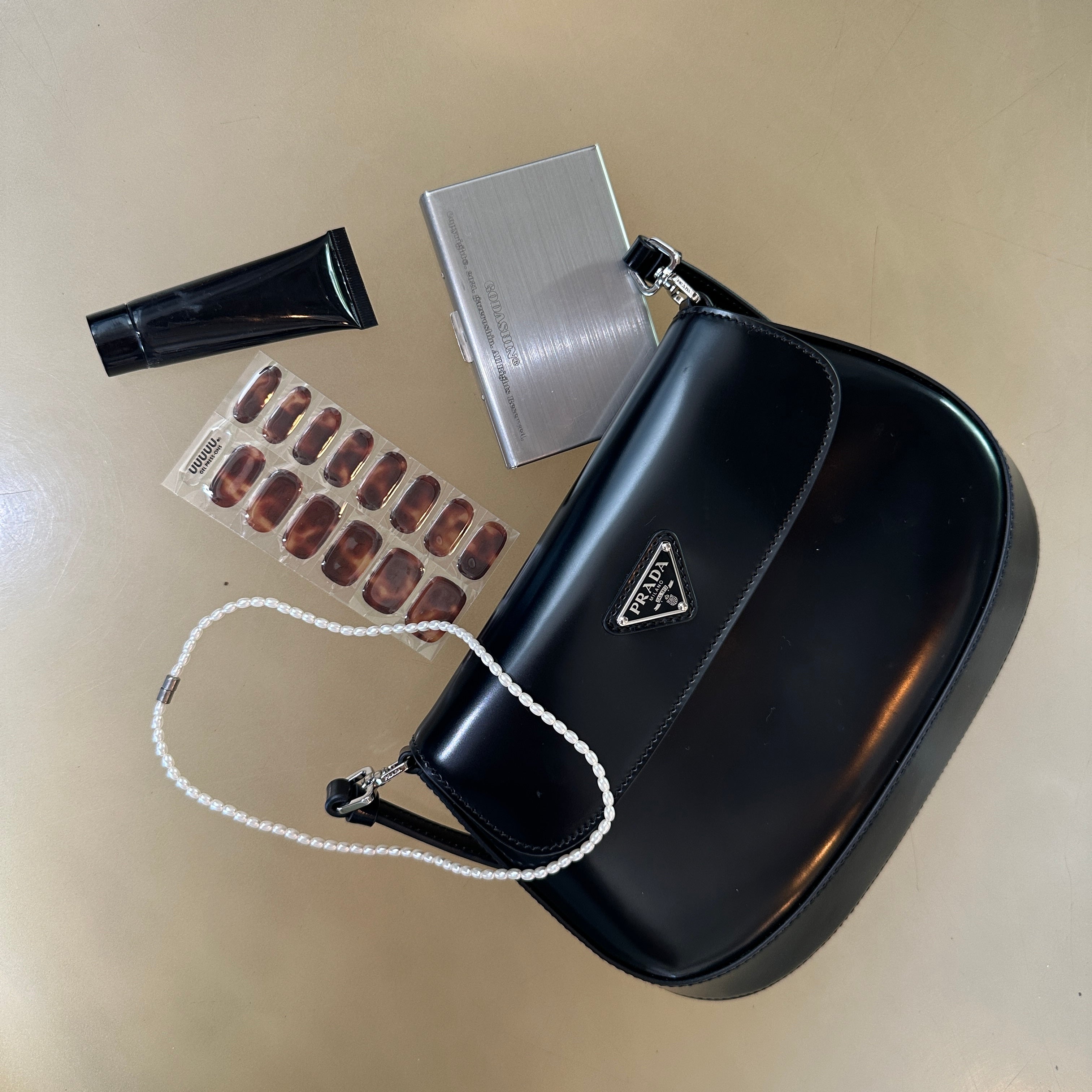 다크 엠버 Dark Amber