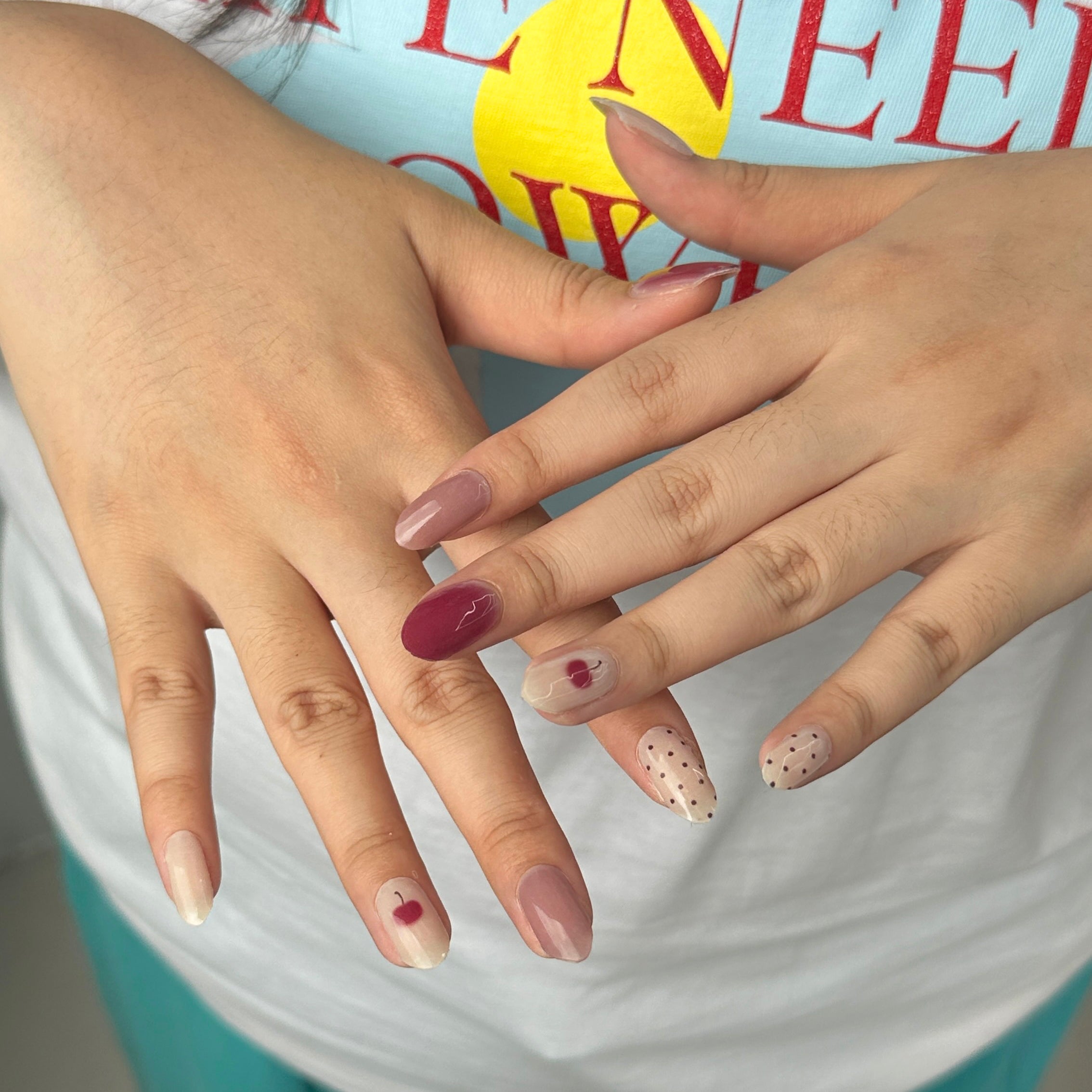 체리 쥬빌래 Cherries Jubilee