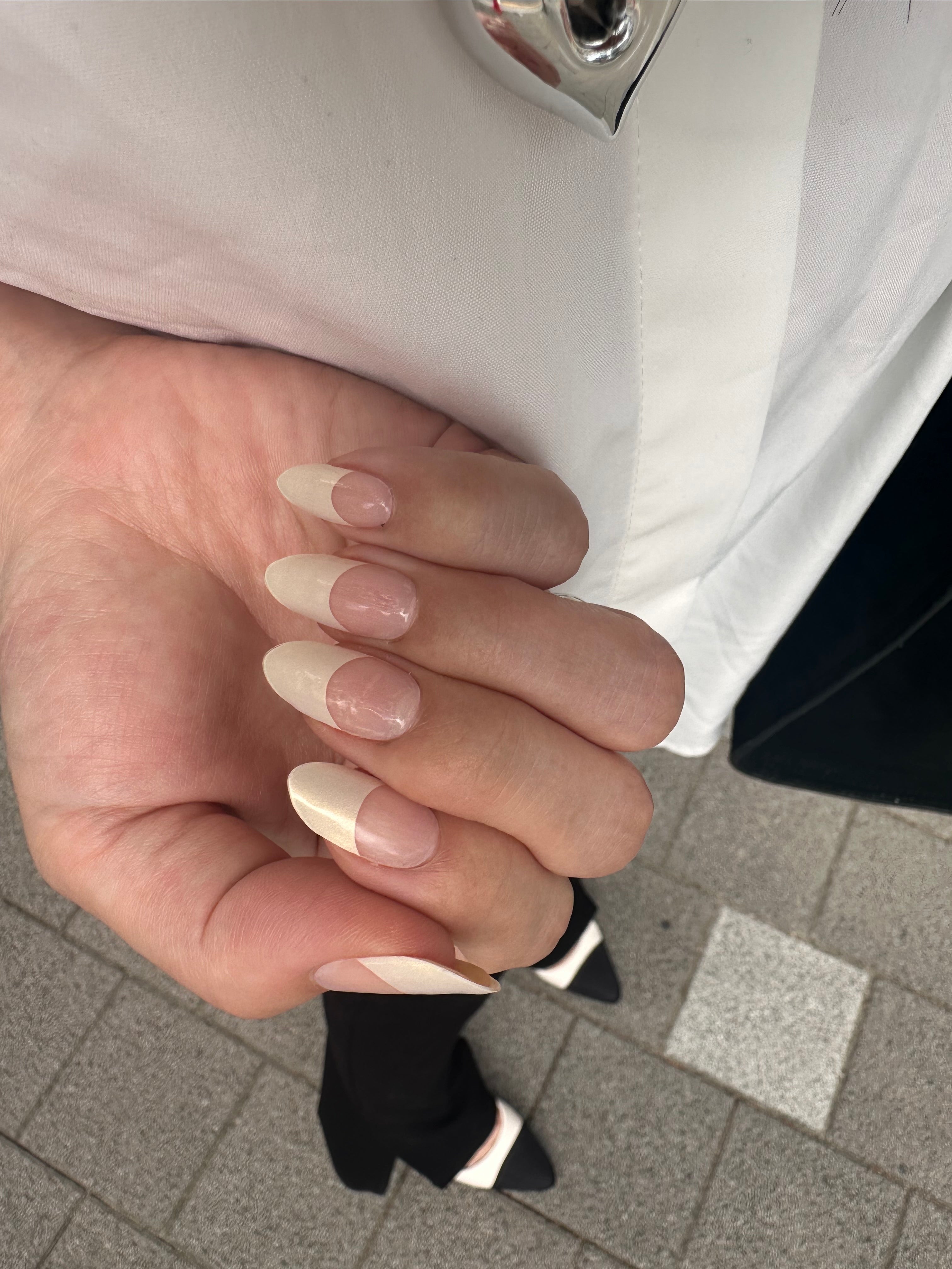 새틴 프렌치 Satin French