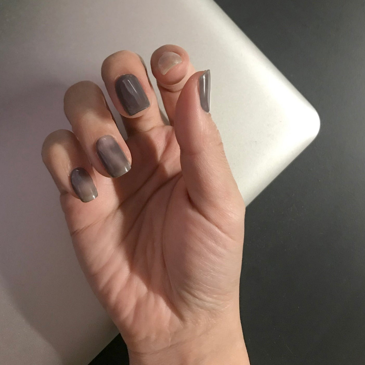 UGN010_-_Gray_marble_2