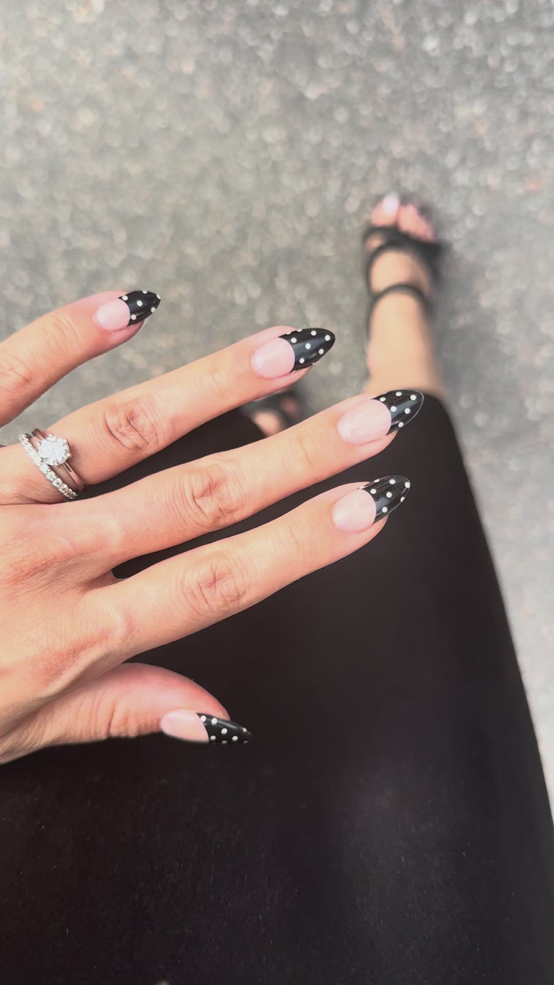 Video laden: Black dot french