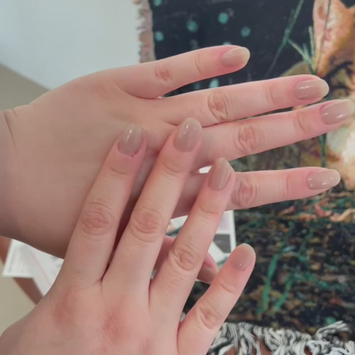 Video laden: Olive Beige